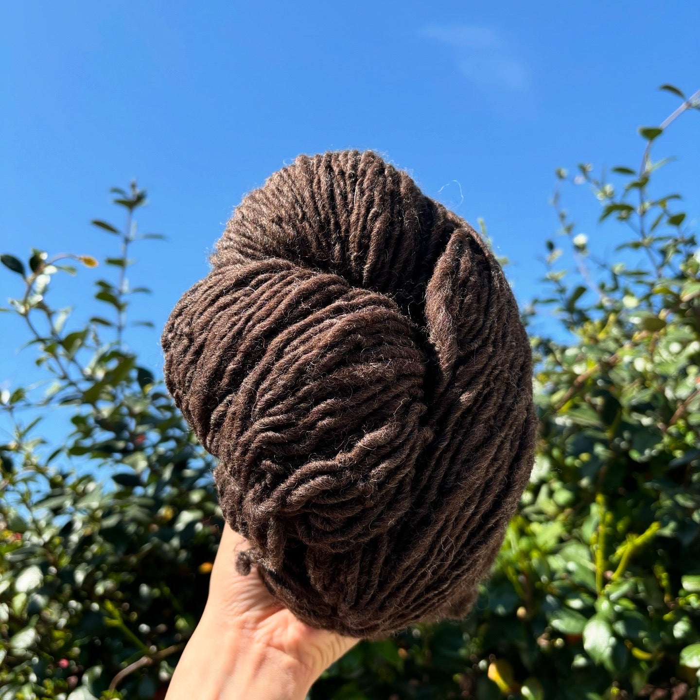 Artisaani Villalanka, Käsinkehrätty 100% Virgin wool