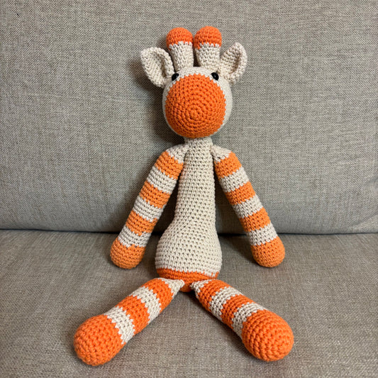 Iso Käsin Virkattu Pehmolelu, 45cm, Kirahvi