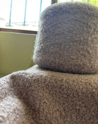 Superfine Alpaca Bouclé Yarn Cone – Soft and Durable | gray