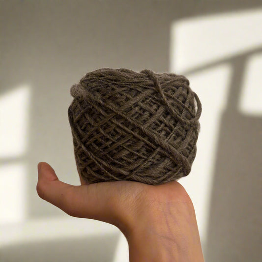 handspun-llama-gray-villama